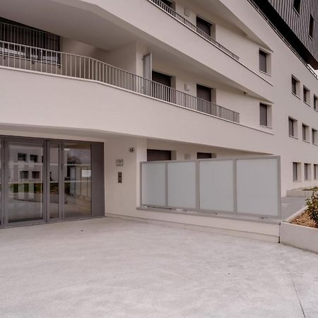 Le 305 - T3 With Garage And Beautiful Terrace Villa Annecy Bagian luar foto