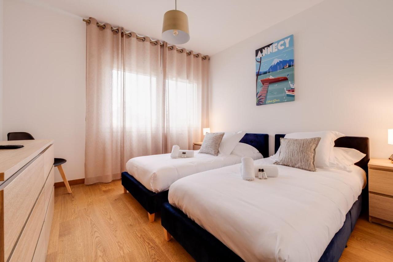 Le 305 - T3 With Garage And Beautiful Terrace Villa Annecy Bagian luar foto